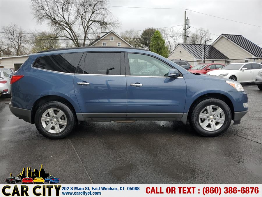 2012 Chevrolet Traverse FWD 4dr LT w/1LT, available for sale in East Windsor, Connecticut | Car City LLC. East Windsor, Connecticut 2012 Chevrolet Traverse FWD 4dr LT w/1LT, available for sale in East Windsor, Connecticut | Car City LLC. East Windsor, Connecticut