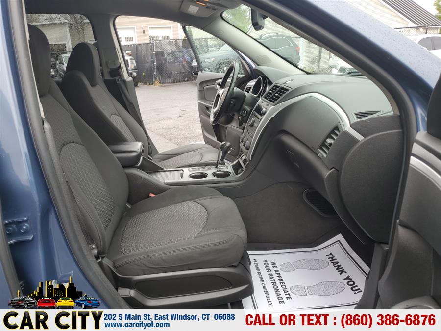 2012 Chevrolet Traverse FWD 4dr LT w/1LT, available for sale in East Windsor, Connecticut | Car City LLC. East Windsor, Connecticut 2012 Chevrolet Traverse FWD 4dr LT w/1LT, available for sale in East Windsor, Connecticut | Car City LLC. East Windsor, Connecticut