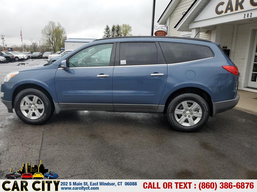 2012 Chevrolet Traverse FWD 4dr LT w/1LT, available for sale in East Windsor, Connecticut | Car City LLC. East Windsor, Connecticut 2012 Chevrolet Traverse FWD 4dr LT w/1LT, available for sale in East Windsor, Connecticut | Car City LLC. East Windsor, Connecticut