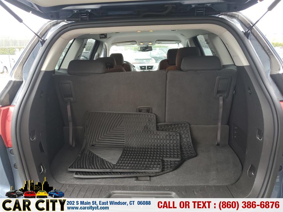 2012 Chevrolet Traverse FWD 4dr LT w/1LT, available for sale in East Windsor, Connecticut | Car City LLC. East Windsor, Connecticut 2012 Chevrolet Traverse FWD 4dr LT w/1LT, available for sale in East Windsor, Connecticut | Car City LLC. East Windsor, Connecticut