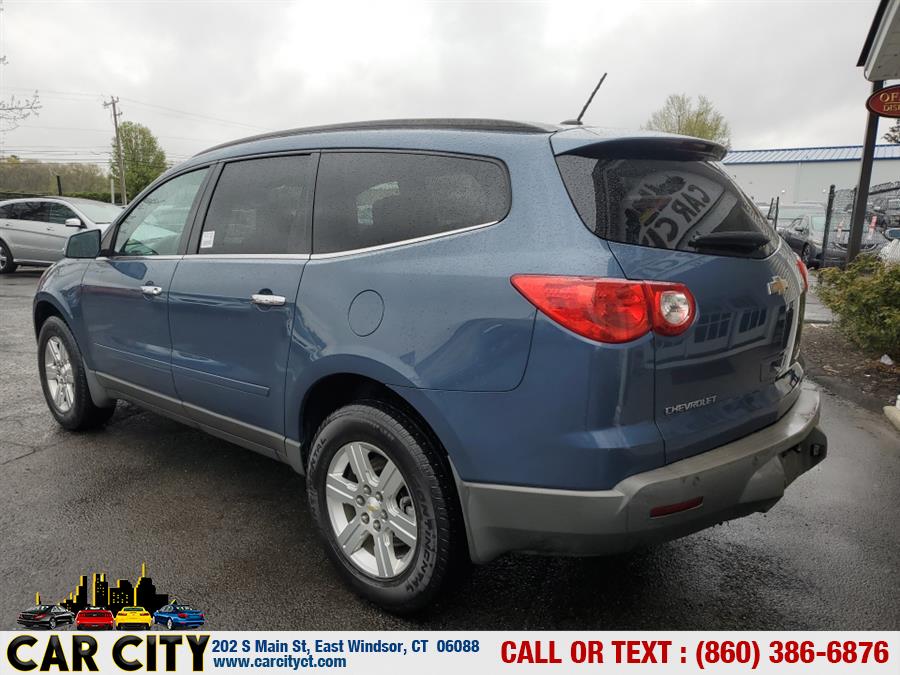 2012 Chevrolet Traverse FWD 4dr LT w/1LT, available for sale in East Windsor, Connecticut | Car City LLC. East Windsor, Connecticut 2012 Chevrolet Traverse FWD 4dr LT w/1LT, available for sale in East Windsor, Connecticut | Car City LLC. East Windsor, Connecticut