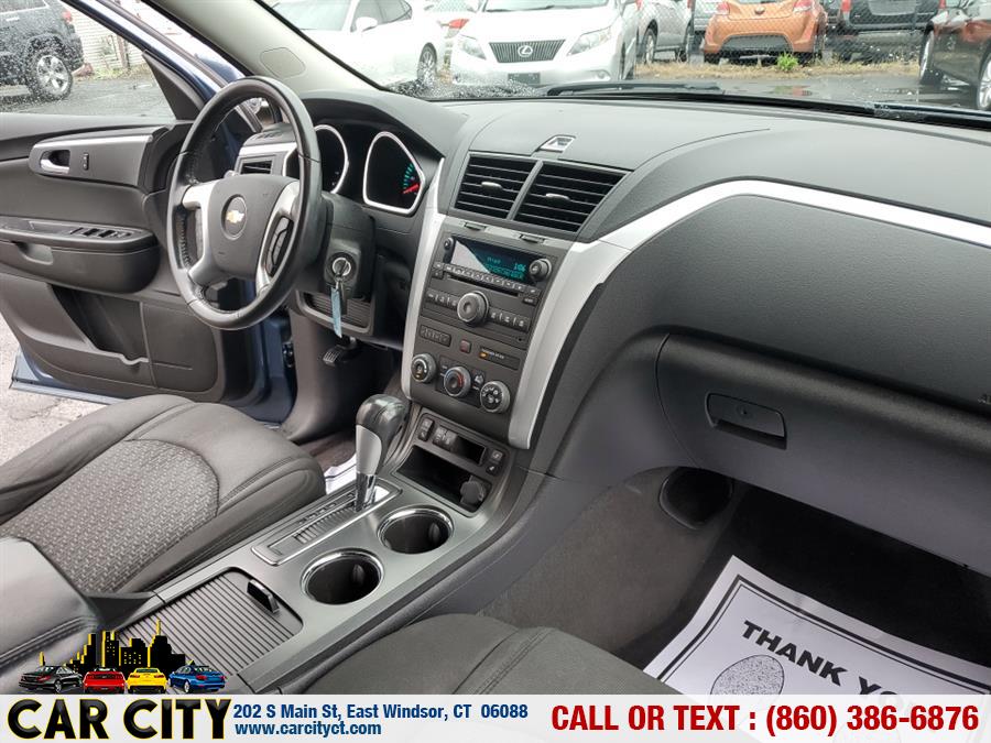 2012 Chevrolet Traverse FWD 4dr LT w/1LT, available for sale in East Windsor, Connecticut | Car City LLC. East Windsor, Connecticut 2012 Chevrolet Traverse FWD 4dr LT w/1LT, available for sale in East Windsor, Connecticut | Car City LLC. East Windsor, Connecticut