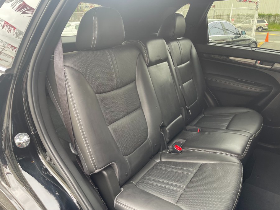 Used Kia Sorento AWD 4dr V6 SX Limited 2014 | DZ Automall. Paterson, New Jersey