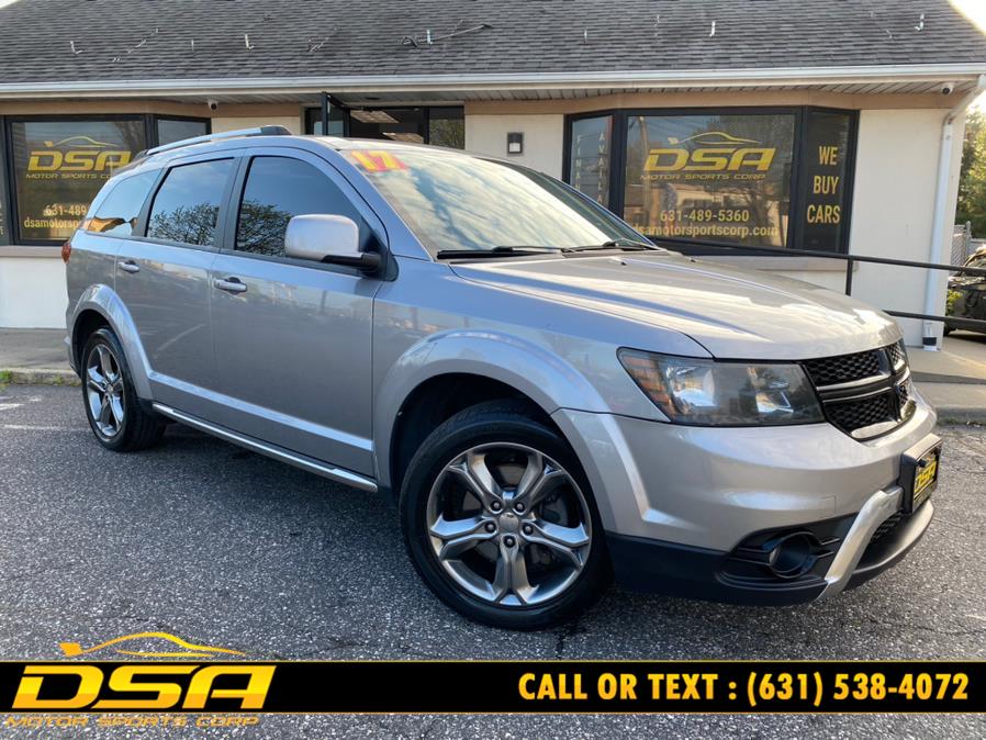 Used Dodge Journey Crossroad Plus AWD 2017 | DSA Motor Sports Corp. Commack, New York