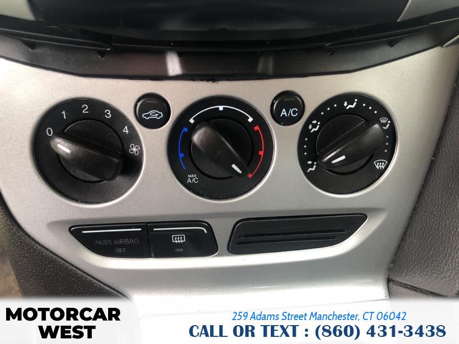 2012 Ford Focus 4dr Sdn SE, available for sale in Manchester, Connecticut | Motorcar West. Manchester, Connecticut 2012 Ford Focus 4dr Sdn SE, available for sale in Manchester, Connecticut | Motorcar West. Manchester, Connecticut