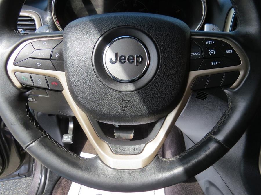 Used Jeep Grand Cherokee Laredo E 4x4 4dr SUV 2017 | Lake City Exports Inc. Auburn, Maine Used Jeep Grand Cherokee Laredo E 4x4 4dr SUV 2017 | Lake City Exports Inc. Auburn, Maine