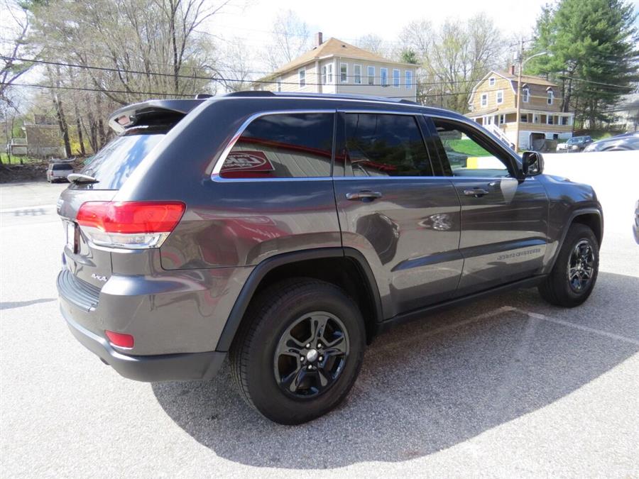 Used Jeep Grand Cherokee Laredo E 4x4 4dr SUV 2017 | Lake City Exports Inc. Auburn, Maine Used Jeep Grand Cherokee Laredo E 4x4 4dr SUV 2017 | Lake City Exports Inc. Auburn, Maine