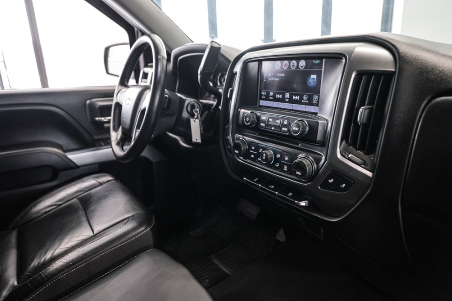 2016 Chevrolet Silverado 1500 4WD Crew Cab 143.5" LT w/1LT, available for sale in ELMONT, New York | 26 Motors Long Island. ELMONT, New York 2016 Chevrolet Silverado 1500 4WD Crew Cab 143.5" LT w/1LT, available for sale in ELMONT, New York | 26 Motors Long Island. ELMONT, New York