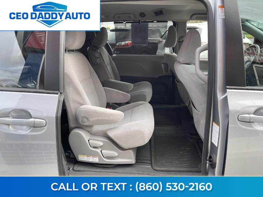 Used Toyota Sienna LE Mobility FWD 7-Passenger Mobility (Natl) 2017 | CEO DADDY AUTO. Online only, Connecticut Used Toyota Sienna LE Mobility FWD 7-Passenger Mobility (Natl) 2017 | CEO DADDY AUTO. Online only, Connecticut