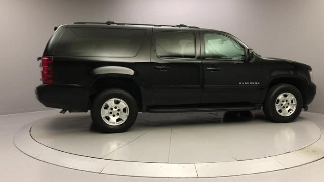 2013 Chevrolet Suburban 4WD 4dr 1500 LT, available for sale in Naugatuck, Connecticut | J&M Automotive Sls&Svc LLC. Naugatuck, Connecticut 2013 Chevrolet Suburban 4WD 4dr 1500 LT, available for sale in Naugatuck, Connecticut | J&M Automotive Sls&Svc LLC. Naugatuck, Connecticut