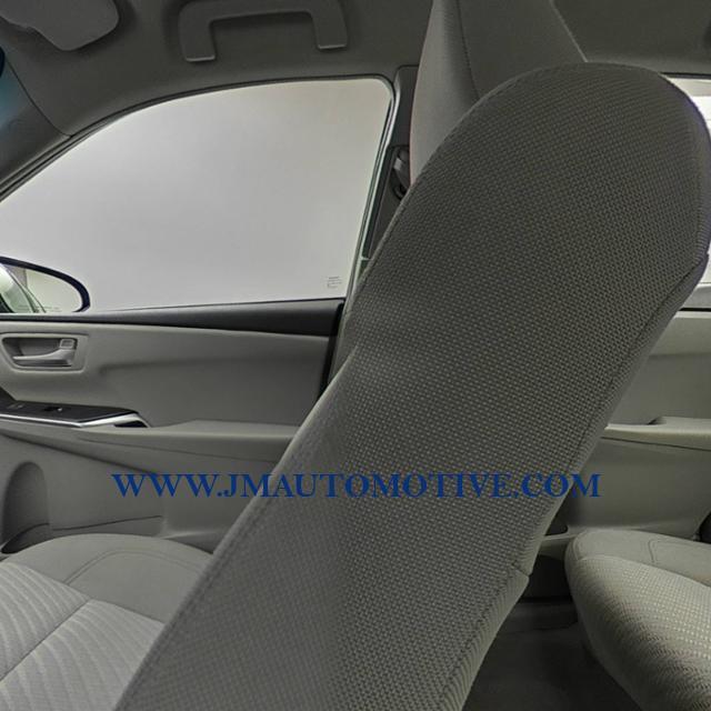 2017 Toyota Camry LE Auto, available for sale in Naugatuck, Connecticut | J&M Automotive Sls&Svc LLC. Naugatuck, Connecticut 2017 Toyota Camry LE Auto, available for sale in Naugatuck, Connecticut | J&M Automotive Sls&Svc LLC. Naugatuck, Connecticut