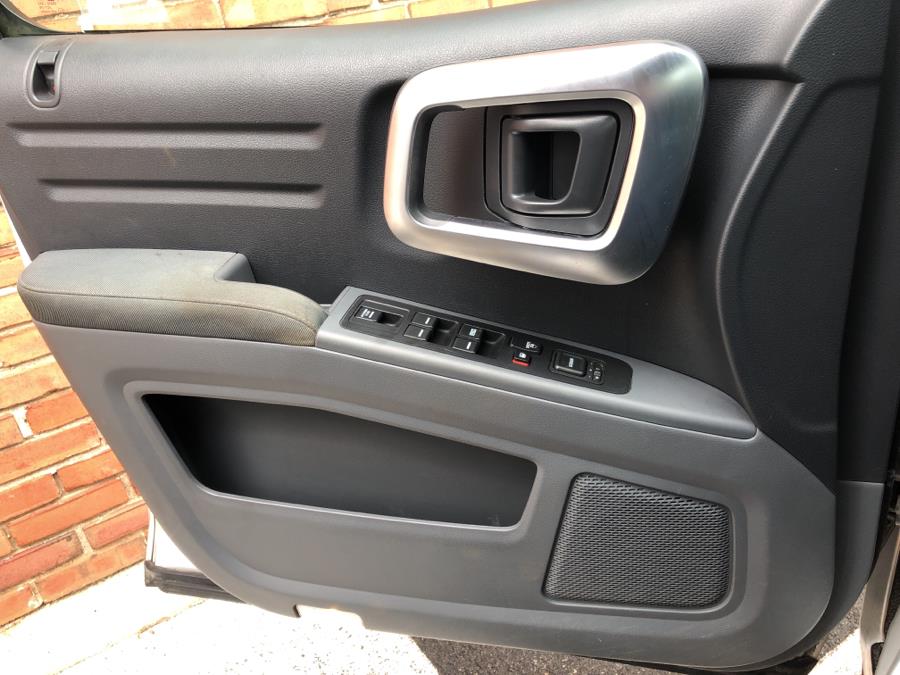 2007 Honda Ridgeline 4WD Crew Cab RT, available for sale in Waterbury, Connecticut | National Auto Brokers, Inc.. Waterbury, Connecticut 2007 Honda Ridgeline 4WD Crew Cab RT, available for sale in Waterbury, Connecticut | National Auto Brokers, Inc.. Waterbury, Connecticut