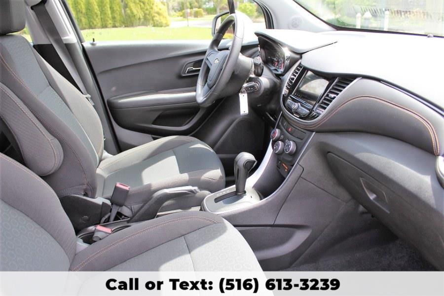 2019 Chevrolet Trax FWD 4dr LS, available for sale in Great Neck, New York | Great Neck Car Buyers & Sellers. Great Neck, New York 2019 Chevrolet Trax FWD 4dr LS, available for sale in Great Neck, New York | Great Neck Car Buyers & Sellers. Great Neck, New York