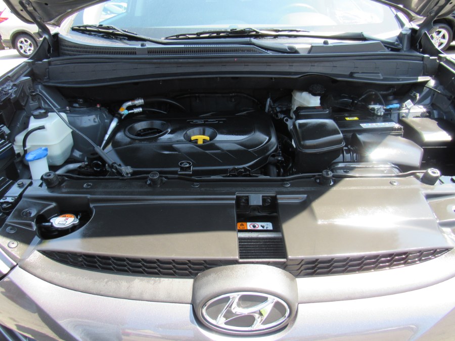 2014 Hyundai Tucson GLS, available for sale in Worcester, Massachusetts | Hilario's Auto Sales Inc.. Worcester, Massachusetts 2014 Hyundai Tucson GLS, available for sale in Worcester, Massachusetts | Hilario's Auto Sales Inc.. Worcester, Massachusetts