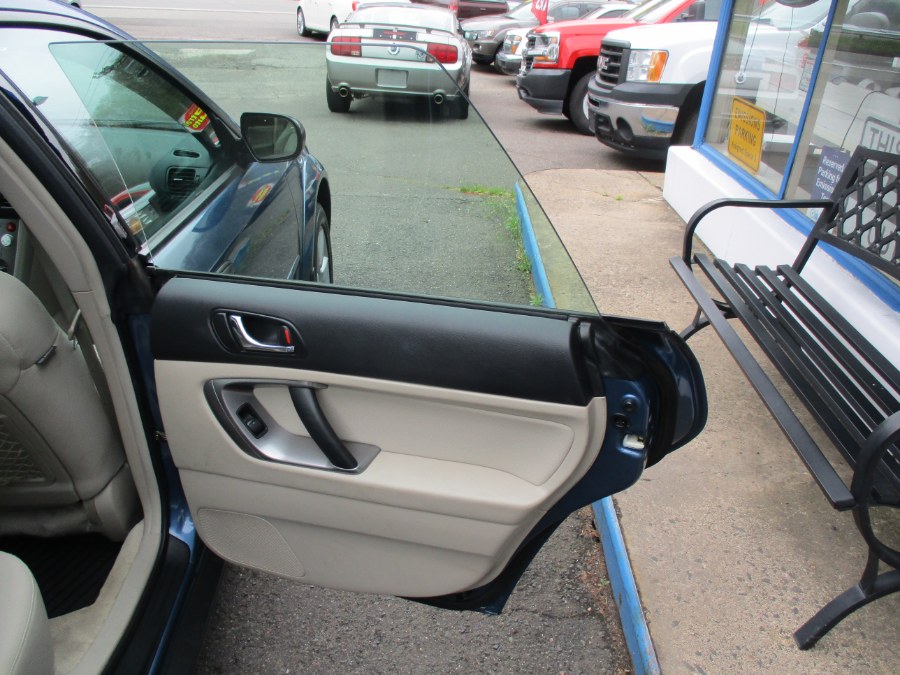 Used Subaru Legacy Wagon Outback 2.5i 2007 | Cos Central Auto. Meriden, Connecticut Used Subaru Legacy Wagon Outback 2.5i 2007 | Cos Central Auto. Meriden, Connecticut