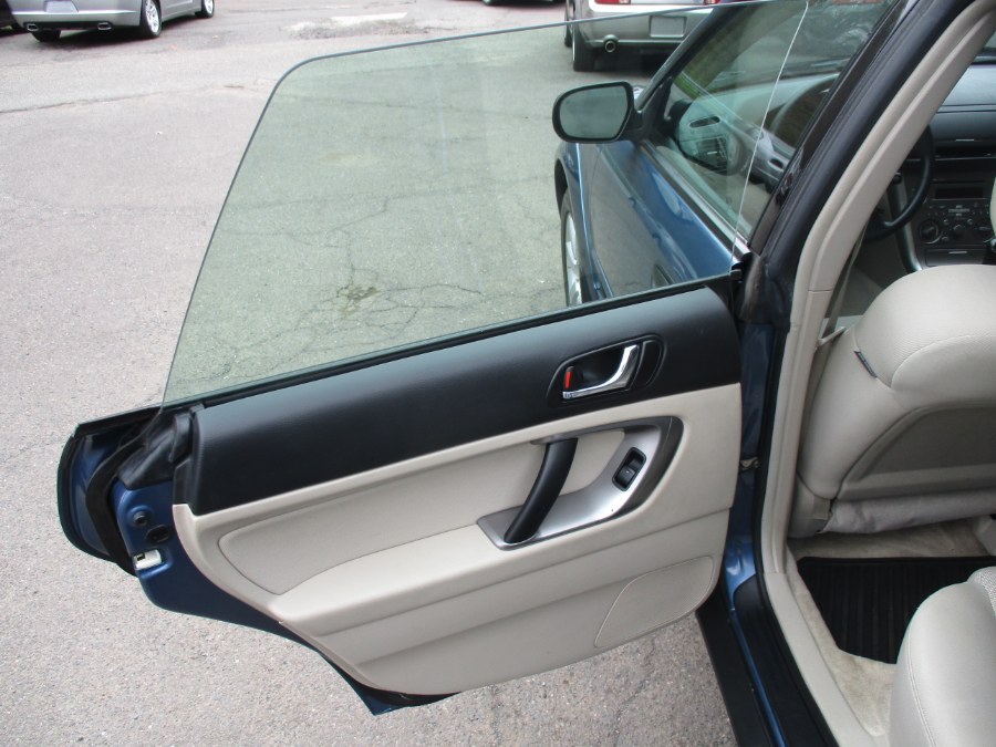 Used Subaru Legacy Wagon Outback 2.5i 2007 | Cos Central Auto. Meriden, Connecticut Used Subaru Legacy Wagon Outback 2.5i 2007 | Cos Central Auto. Meriden, Connecticut