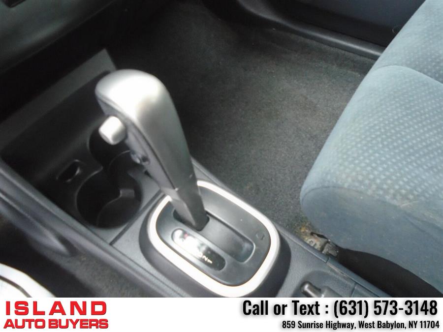 Used Nissan Versa 1.8 S 4dr Hatchback 4A 2010 | Island Auto Buyers. West Babylon, New York Used Nissan Versa 1.8 S 4dr Hatchback 4A 2010 | Island Auto Buyers. West Babylon, New York