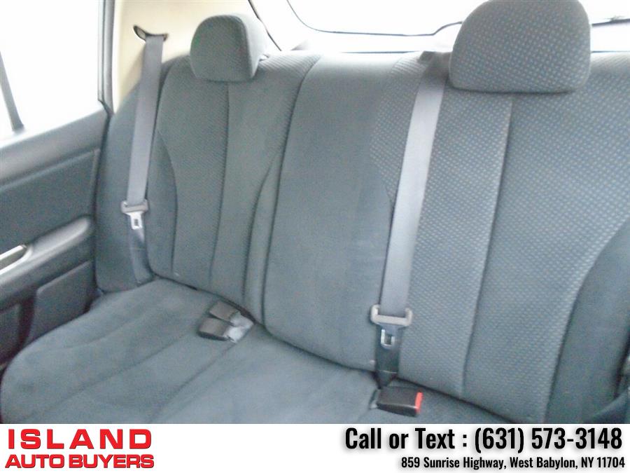 Used Nissan Versa 1.8 S 4dr Hatchback 4A 2010 | Island Auto Buyers. West Babylon, New York Used Nissan Versa 1.8 S 4dr Hatchback 4A 2010 | Island Auto Buyers. West Babylon, New York