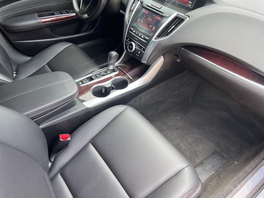 2016 Acura TLX 4dr Sdn FWD, available for sale in Milford, Connecticut | Dealertown Auto Wholesalers. Milford, Connecticut 2016 Acura TLX 4dr Sdn FWD, available for sale in Milford, Connecticut | Dealertown Auto Wholesalers. Milford, Connecticut