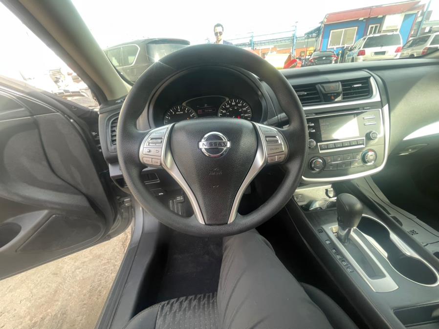 Used Nissan Altima 2.5 SR Sedan 2017 | Brooklyn Auto Mall LLC. Brooklyn, New York Used Nissan Altima 2.5 SR Sedan 2017 | Brooklyn Auto Mall LLC. Brooklyn, New York