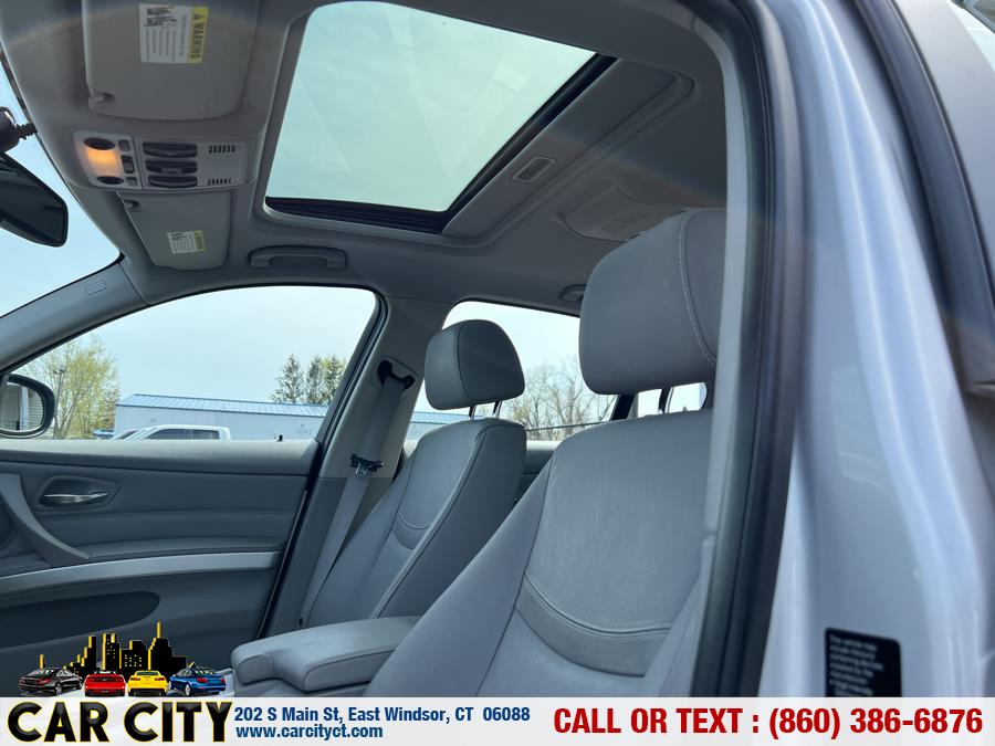 2011 BMW 3 Series 4dr Sdn 328i xDrive AWD, available for sale in East Windsor, Connecticut | Car City LLC. East Windsor, Connecticut 2011 BMW 3 Series 4dr Sdn 328i xDrive AWD, available for sale in East Windsor, Connecticut | Car City LLC. East Windsor, Connecticut