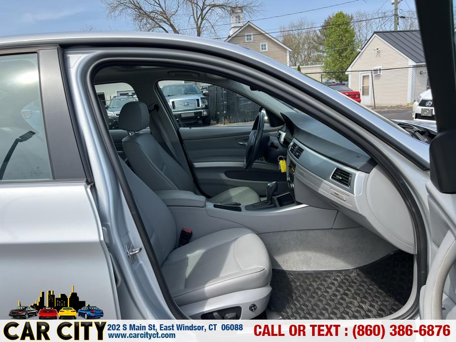 2011 BMW 3 Series 4dr Sdn 328i xDrive AWD, available for sale in East Windsor, Connecticut | Car City LLC. East Windsor, Connecticut 2011 BMW 3 Series 4dr Sdn 328i xDrive AWD, available for sale in East Windsor, Connecticut | Car City LLC. East Windsor, Connecticut