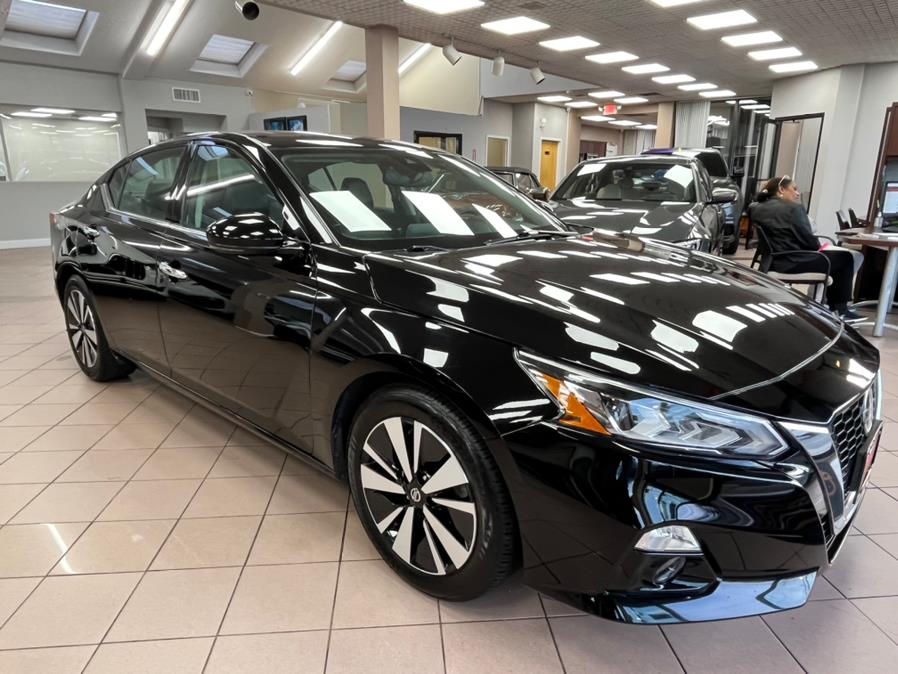 Used Nissan Altima 2.5 SL Sedan 2020 | Power Motors East. Massapequa Park, New York Used Nissan Altima 2.5 SL Sedan 2020 | Power Motors East. Massapequa Park, New York