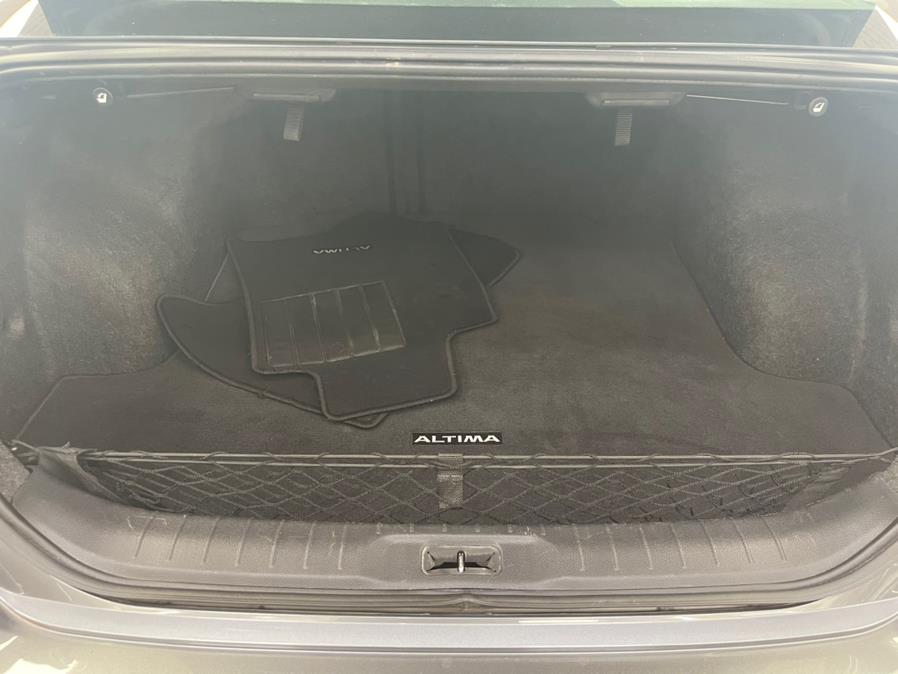 2020 Nissan Altima 2.5 SL Sedan, available for sale in Massapequa Park, New York | Power Motors East. Massapequa Park, New York 2020 Nissan Altima 2.5 SL Sedan, available for sale in Massapequa Park, New York | Power Motors East. Massapequa Park, New York