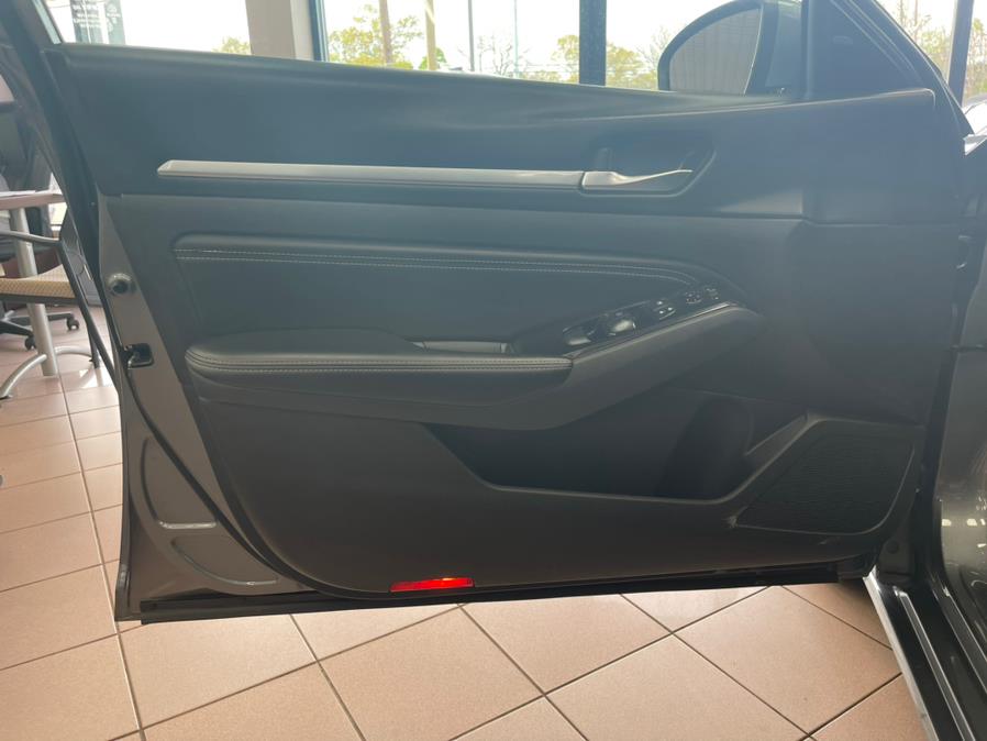 2020 Nissan Altima 2.5 SL Sedan, available for sale in Massapequa Park, New York | Power Motors East. Massapequa Park, New York 2020 Nissan Altima 2.5 SL Sedan, available for sale in Massapequa Park, New York | Power Motors East. Massapequa Park, New York