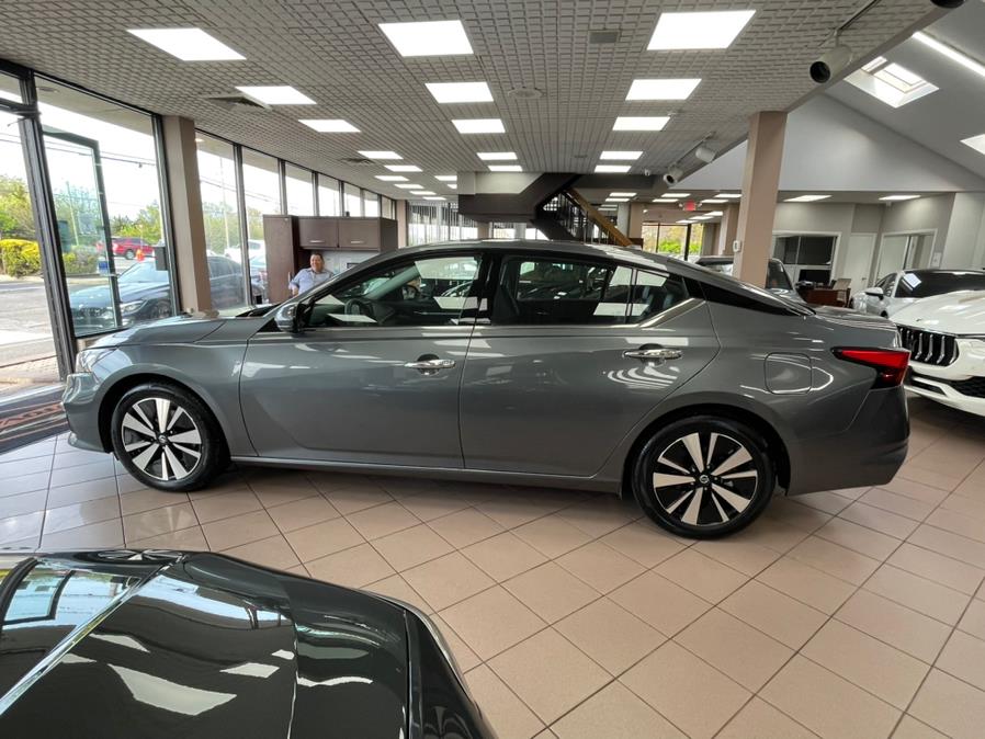2020 Nissan Altima 2.5 SL Sedan, available for sale in Massapequa Park, New York | Power Motors East. Massapequa Park, New York 2020 Nissan Altima 2.5 SL Sedan, available for sale in Massapequa Park, New York | Power Motors East. Massapequa Park, New York