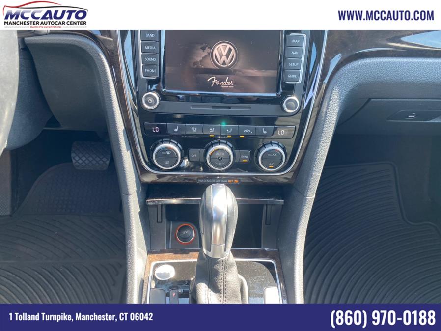 Used Volkswagen Passat 4dr Sdn 1.8T Auto SEL Premium PZEV 2014 | Manchester Autocar Center. Manchester, Connecticut