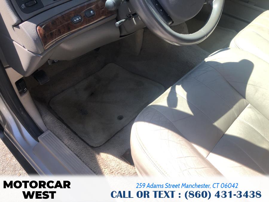2006 Mercury Grand Marquis 4dr Sdn LS Premium, available for sale in Manchester, Connecticut | Motorcar West. Manchester, Connecticut 2006 Mercury Grand Marquis 4dr Sdn LS Premium, available for sale in Manchester, Connecticut | Motorcar West. Manchester, Connecticut