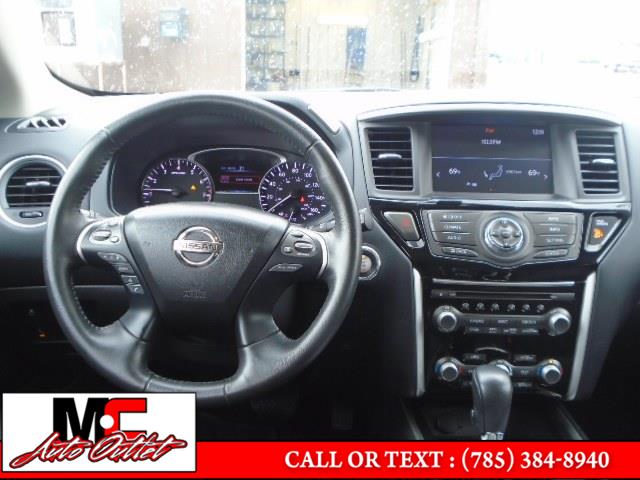2020 Nissan Pathfinder 4x4 SV, available for sale in Colby, Kansas | M C Auto Outlet Inc. Colby, Kansas 2020 Nissan Pathfinder 4x4 SV, available for sale in Colby, Kansas | M C Auto Outlet Inc. Colby, Kansas