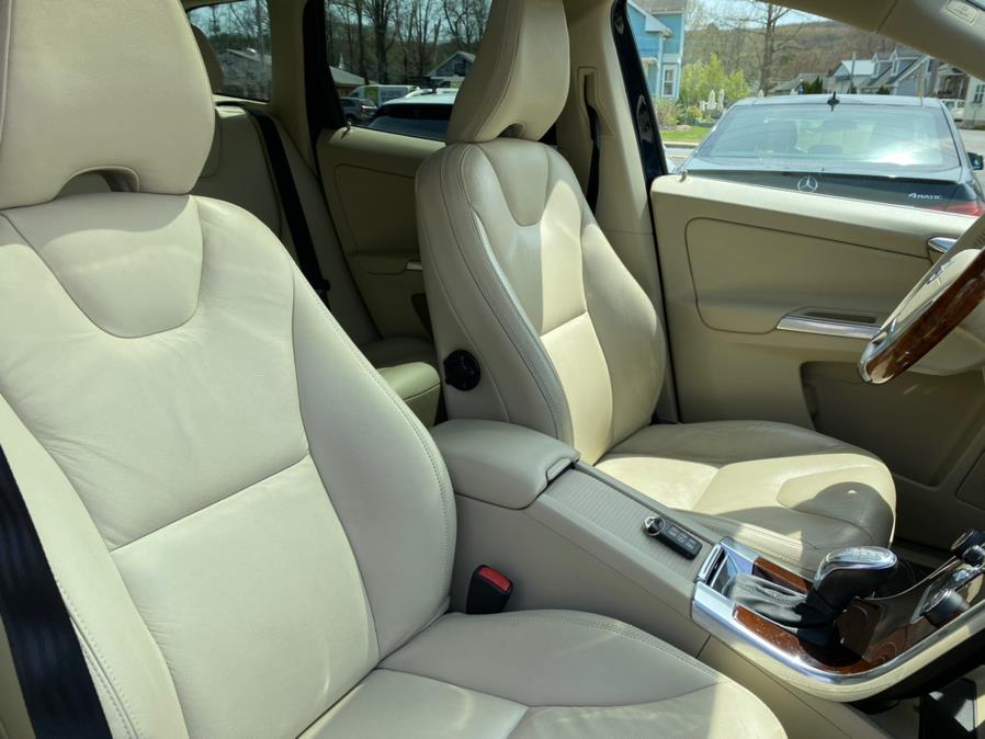 Used Volvo XC60 AWD 4dr 3.0L Premier Plus 2013 | Lava Motors 2 Inc. Canton, Connecticut Used Volvo XC60 AWD 4dr 3.0L Premier Plus 2013 | Lava Motors 2 Inc. Canton, Connecticut