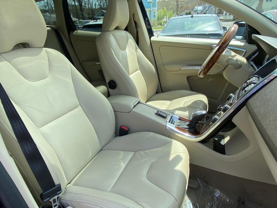 Used Volvo XC60 AWD 4dr 3.0L Premier Plus 2013 | Lava Motors 2 Inc. Canton, Connecticut Used Volvo XC60 AWD 4dr 3.0L Premier Plus 2013 | Lava Motors 2 Inc. Canton, Connecticut