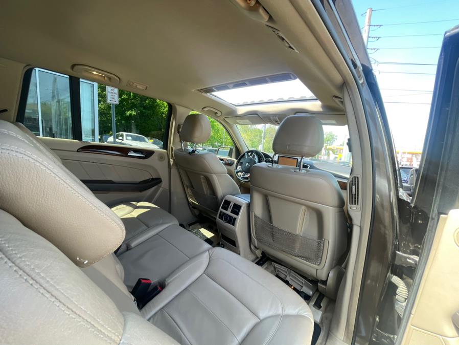 2015 Mercedes-Benz GL450 . 1 OWNER CLEAN CARFAX!, available for sale in Elmont, New York | Sunrise of Elmont. Elmont, New York 2015 Mercedes-Benz GL450 . 1 OWNER CLEAN CARFAX!, available for sale in Elmont, New York | Sunrise of Elmont. Elmont, New York