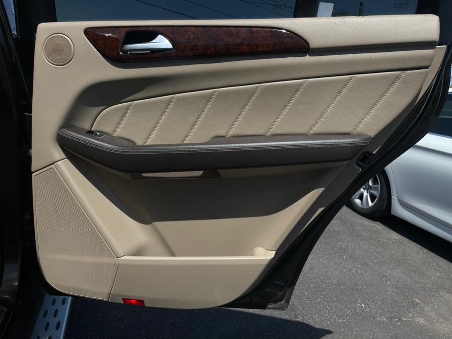 2015 Mercedes-Benz GL450 . 1 OWNER CLEAN CARFAX!, available for sale in Elmont, New York | Sunrise of Elmont. Elmont, New York 2015 Mercedes-Benz GL450 . 1 OWNER CLEAN CARFAX!, available for sale in Elmont, New York | Sunrise of Elmont. Elmont, New York