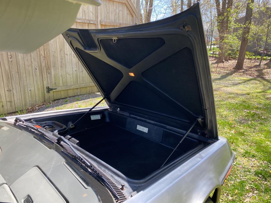 Used Delorean DMC-12 Sport 1981 | National Auto Brokers, Inc.. Waterbury, Connecticut Used Delorean DMC-12 Sport 1981 | National Auto Brokers, Inc.. Waterbury, Connecticut