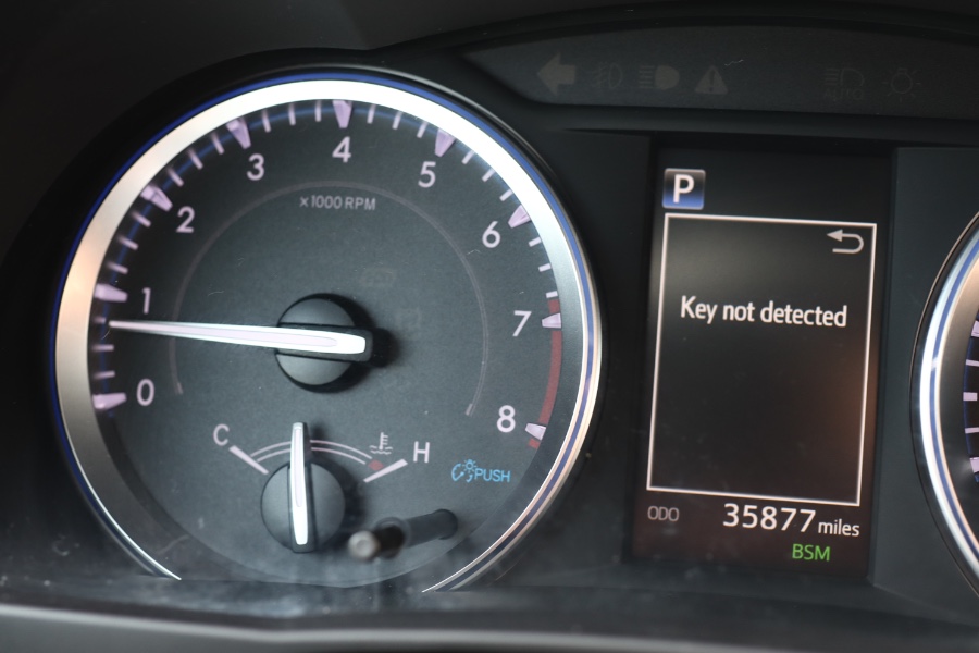 2019 Toyota Highlander XLE V6 AWD (Natl), available for sale in Jamaica, New York | Hillside Auto Mall Inc.. Jamaica, New York 2019 Toyota Highlander XLE V6 AWD (Natl), available for sale in Jamaica, New York | Hillside Auto Mall Inc.. Jamaica, New York