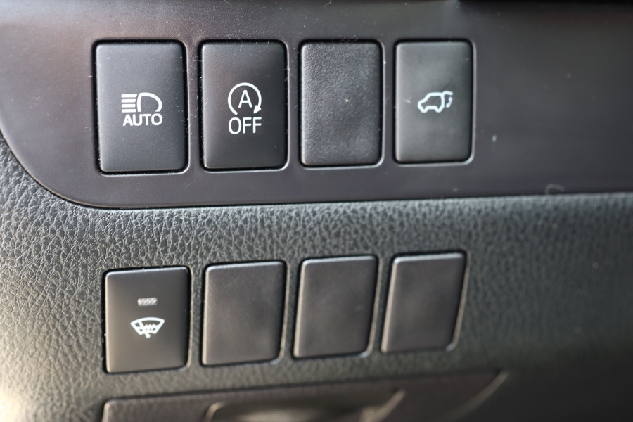 2019 Toyota Highlander XLE V6 AWD (Natl), available for sale in Jamaica, New York | Hillside Auto Mall Inc.. Jamaica, New York 2019 Toyota Highlander XLE V6 AWD (Natl), available for sale in Jamaica, New York | Hillside Auto Mall Inc.. Jamaica, New York