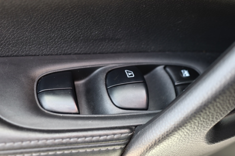2019 Nissan Rogue Sport AWD S, available for sale in Jamaica, New York | Hillside Auto Mall Inc.. Jamaica, New York 2019 Nissan Rogue Sport AWD S, available for sale in Jamaica, New York | Hillside Auto Mall Inc.. Jamaica, New York