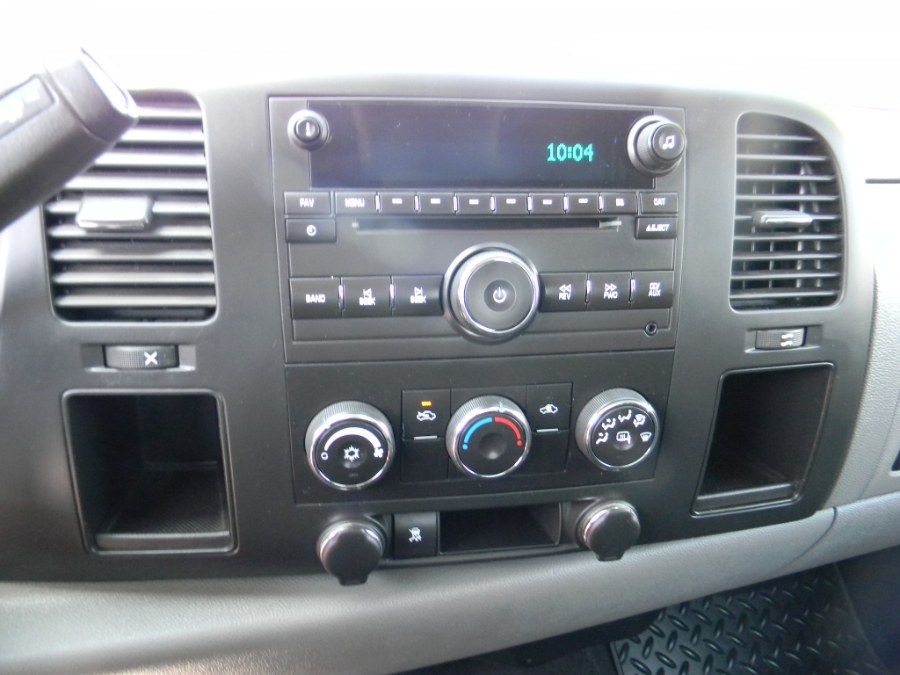 Used GMC Sierra 1500 4WD Ext Cab 143.5" SL 2011 | M&M Vehicles Inc dba Central Motors. Southborough, Massachusetts Used GMC Sierra 1500 4WD Ext Cab 143.5" SL 2011 | M&M Vehicles Inc dba Central Motors. Southborough, Massachusetts