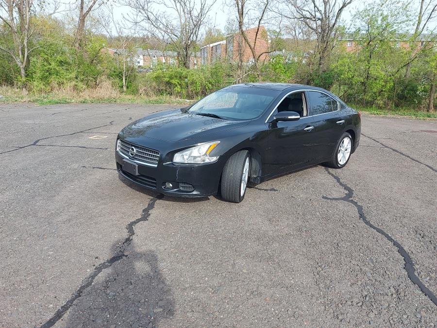 2010 Nissan Maxima 4dr Sdn V6 CVT 3.5 SV, available for sale in West Hartford, Connecticut | Chadrad Motors llc. West Hartford, Connecticut