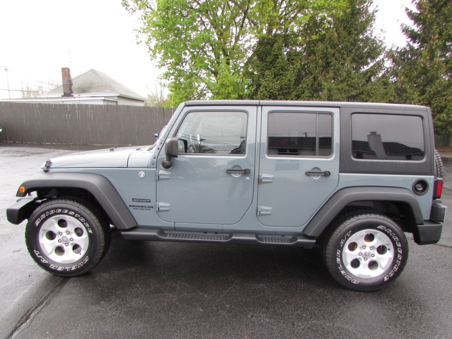 2014 Jeep Wrangler Unlimited 4WD 4dr Willys Wheeler, available for sale in Milford, Connecticut | Chip's Auto Sales Inc. Milford, Connecticut 2014 Jeep Wrangler Unlimited 4WD 4dr Willys Wheeler, available for sale in Milford, Connecticut | Chip's Auto Sales Inc. Milford, Connecticut