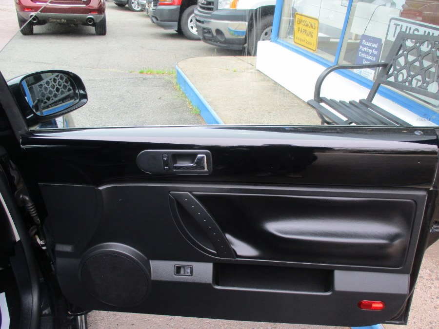 Used Volkswagen New Beetle Convertible S 2008 | Cos Central Auto. Meriden, Connecticut Used Volkswagen New Beetle Convertible S 2008 | Cos Central Auto. Meriden, Connecticut