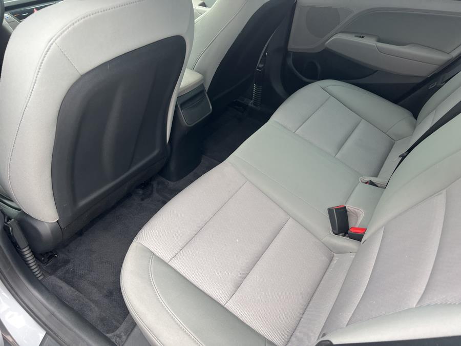 2017 Hyundai Elantra SE 2.0L Auto (Alabama) *Ltd Avail*, available for sale in Milford, Connecticut | Dealertown Auto Wholesalers. Milford, Connecticut 2017 Hyundai Elantra SE 2.0L Auto (Alabama) *Ltd Avail*, available for sale in Milford, Connecticut | Dealertown Auto Wholesalers. Milford, Connecticut