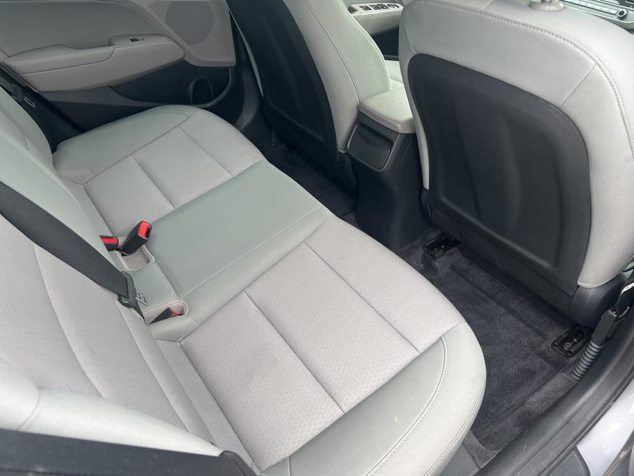 2017 Hyundai Elantra SE 2.0L Auto (Alabama) *Ltd Avail*, available for sale in Milford, Connecticut | Dealertown Auto Wholesalers. Milford, Connecticut 2017 Hyundai Elantra SE 2.0L Auto (Alabama) *Ltd Avail*, available for sale in Milford, Connecticut | Dealertown Auto Wholesalers. Milford, Connecticut