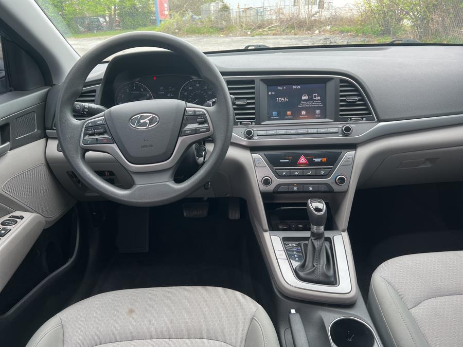 2017 Hyundai Elantra SE 2.0L Auto (Alabama) *Ltd Avail*, available for sale in Milford, Connecticut | Dealertown Auto Wholesalers. Milford, Connecticut 2017 Hyundai Elantra SE 2.0L Auto (Alabama) *Ltd Avail*, available for sale in Milford, Connecticut | Dealertown Auto Wholesalers. Milford, Connecticut