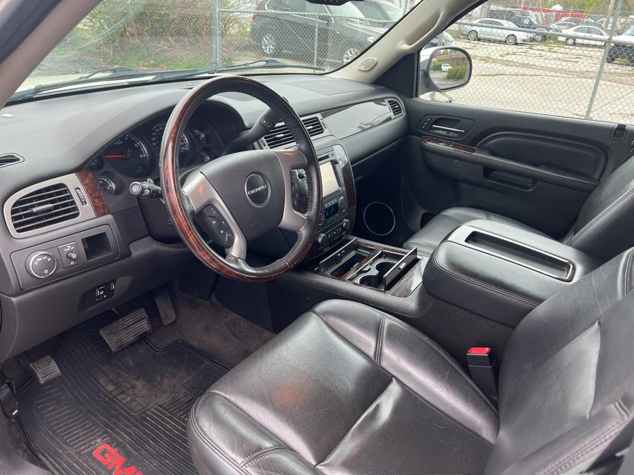 2014 GMC Yukon AWD 4dr Denali, available for sale in Milford, Connecticut | Dealertown Auto Wholesalers. Milford, Connecticut 2014 GMC Yukon AWD 4dr Denali, available for sale in Milford, Connecticut | Dealertown Auto Wholesalers. Milford, Connecticut