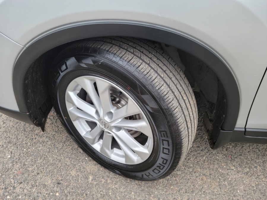 2014 Nissan Rogue 4dr SL Panoramic Roof Camera`s, available for sale in East Windsor, Connecticut | Toro Auto. East Windsor, Connecticut 2014 Nissan Rogue 4dr SL Panoramic Roof Camera`s, available for sale in East Windsor, Connecticut | Toro Auto. East Windsor, Connecticut